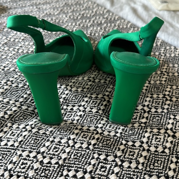 Lefties Heels - Picture 2 of 4